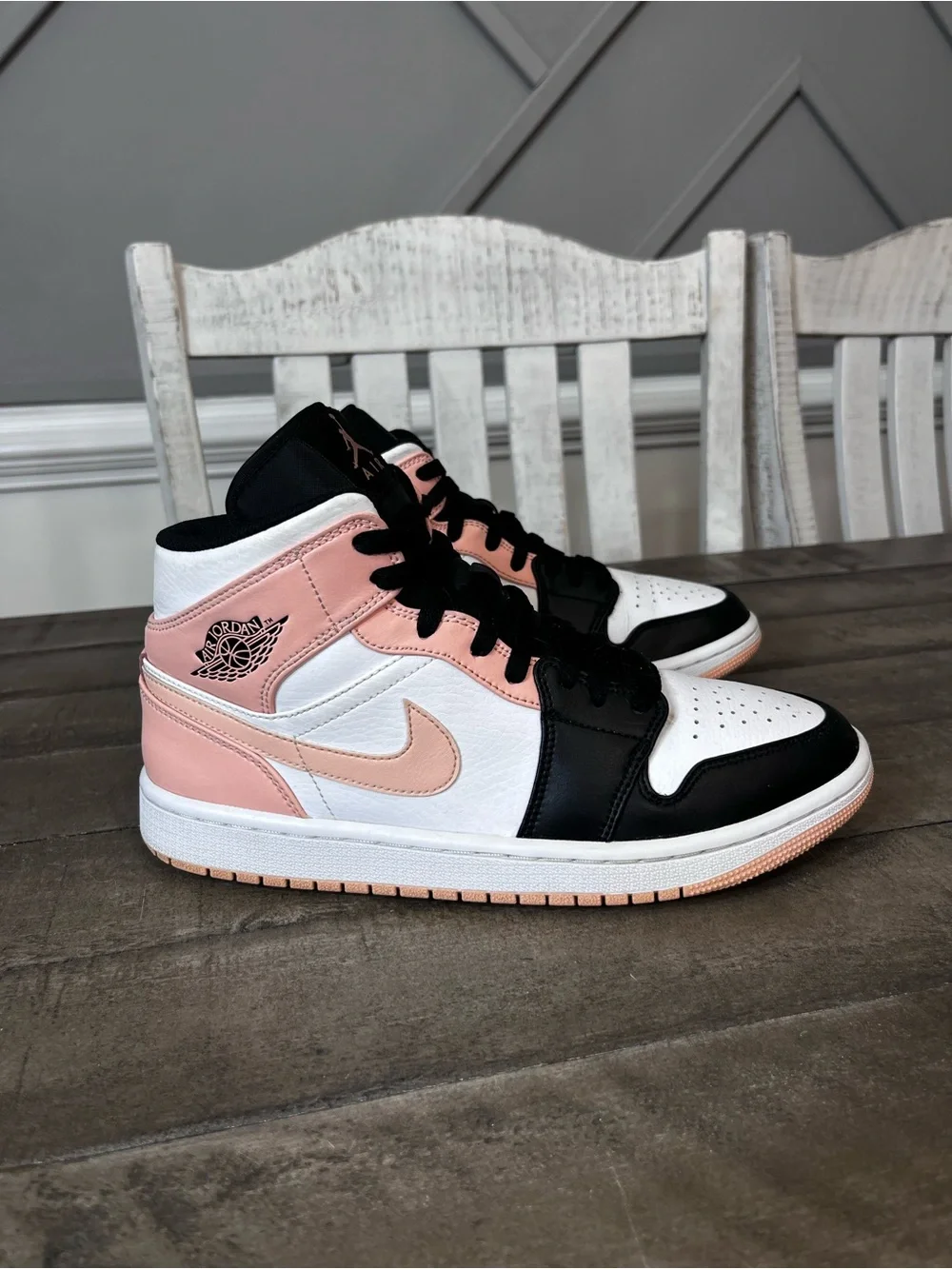 Nike Air Jordan 1 Mid Crimson Tint White Black Sz 8